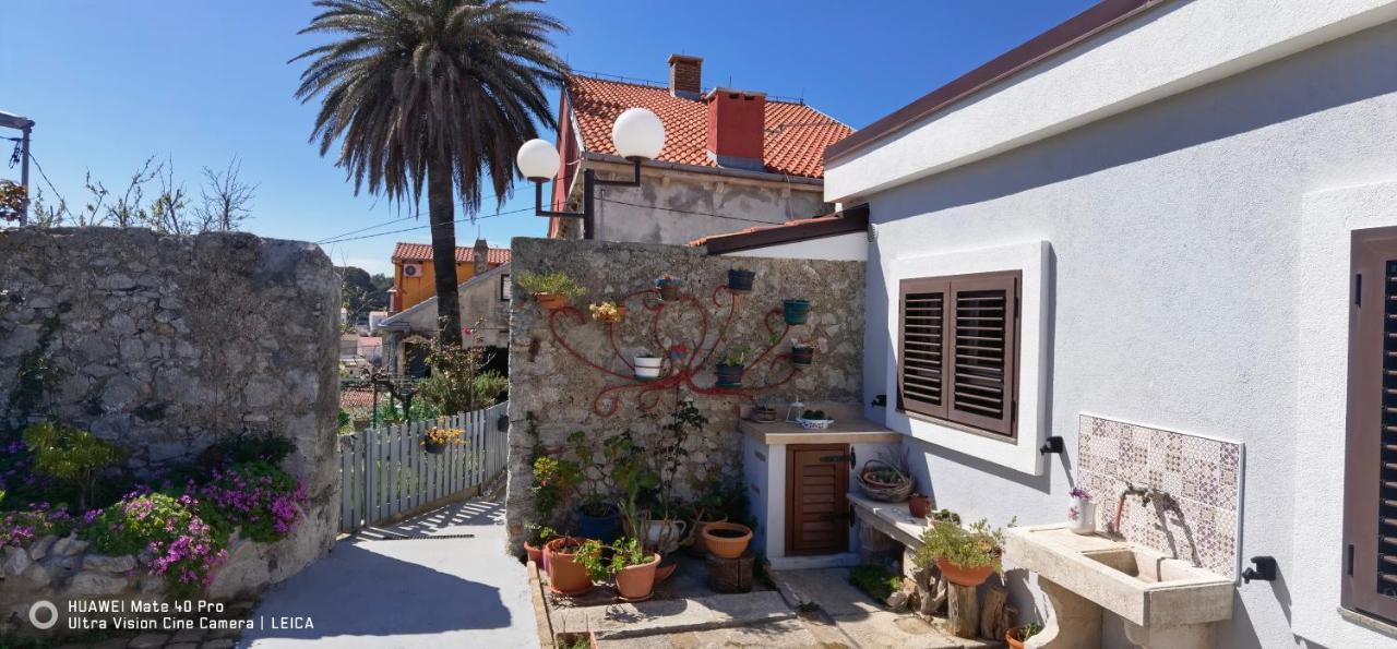 Guesthouse Palma Mali Lošinj Екстериор снимка