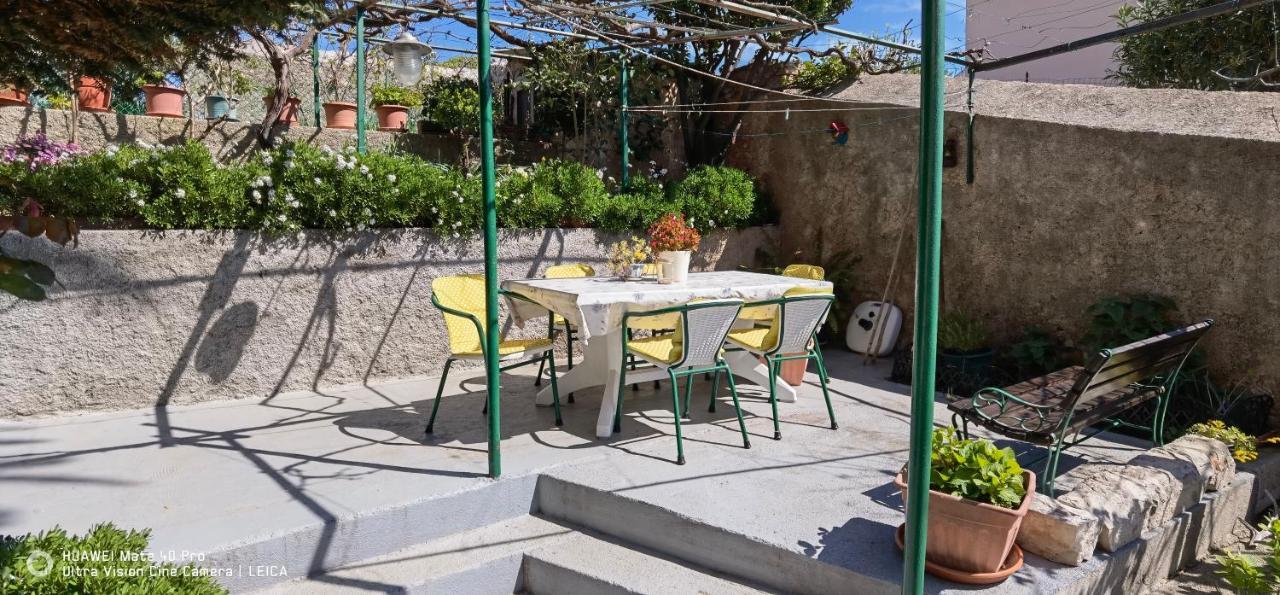 Guesthouse Palma Mali Lošinj Екстериор снимка