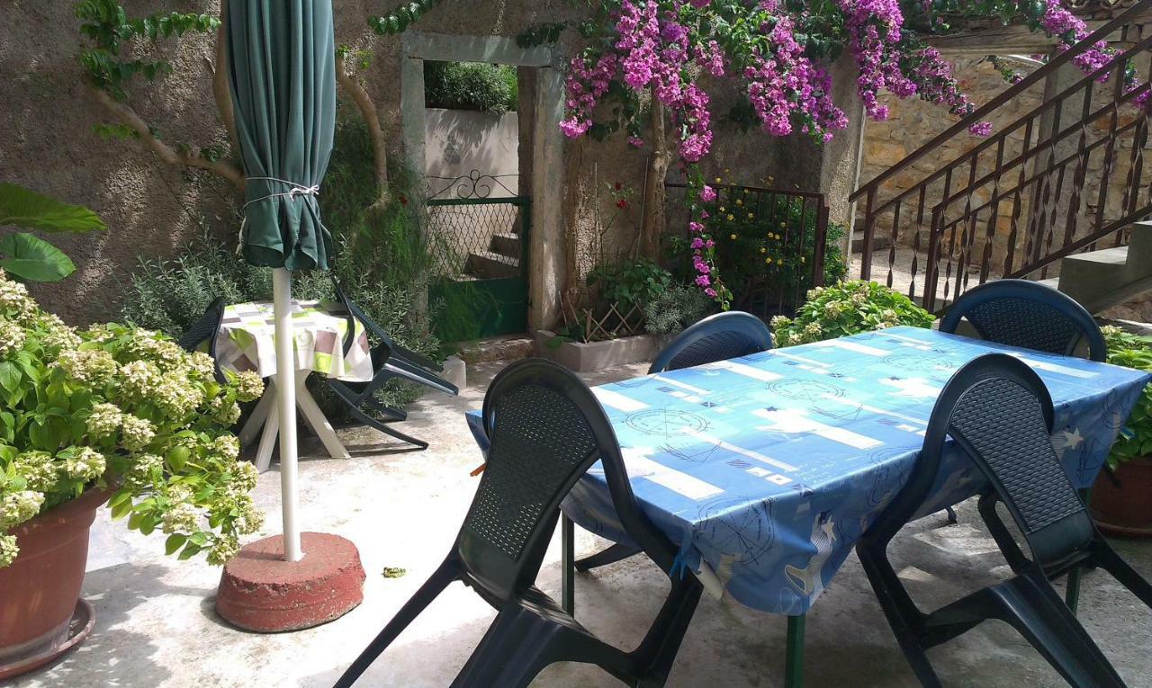 Guesthouse Palma Mali Lošinj Екстериор снимка